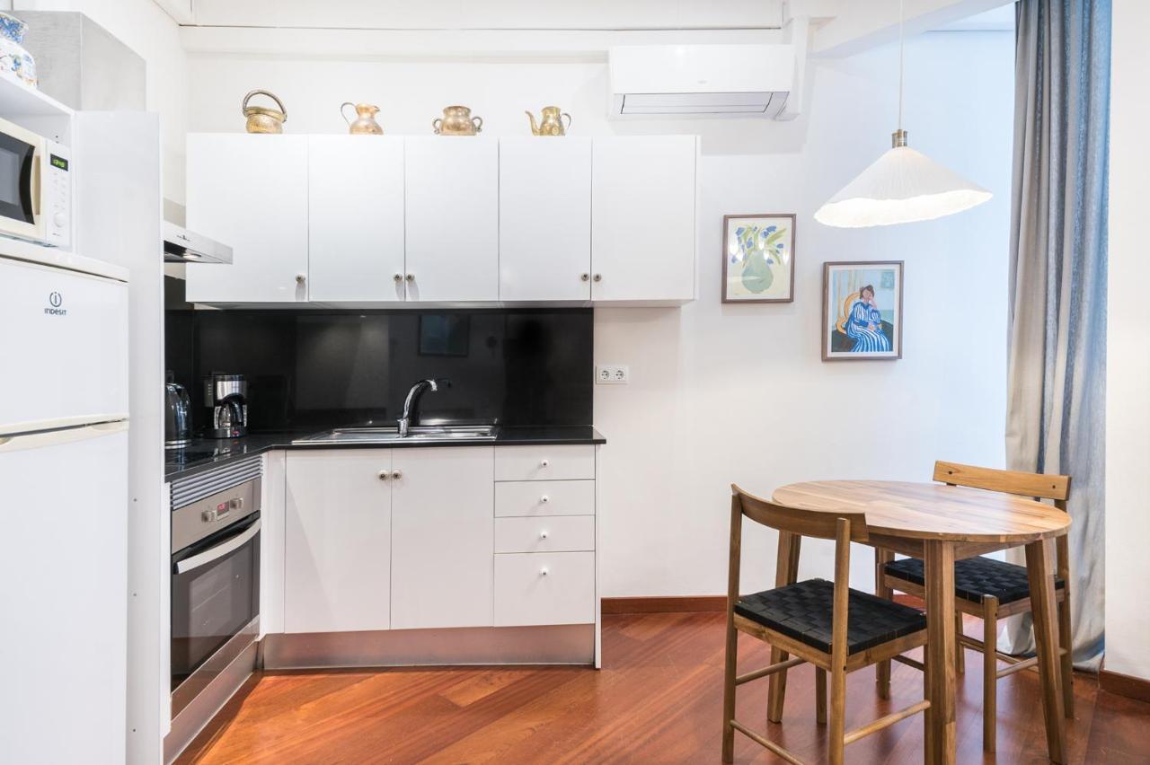 Modernist Apartment In The Best Location Барселона Экстерьер фото