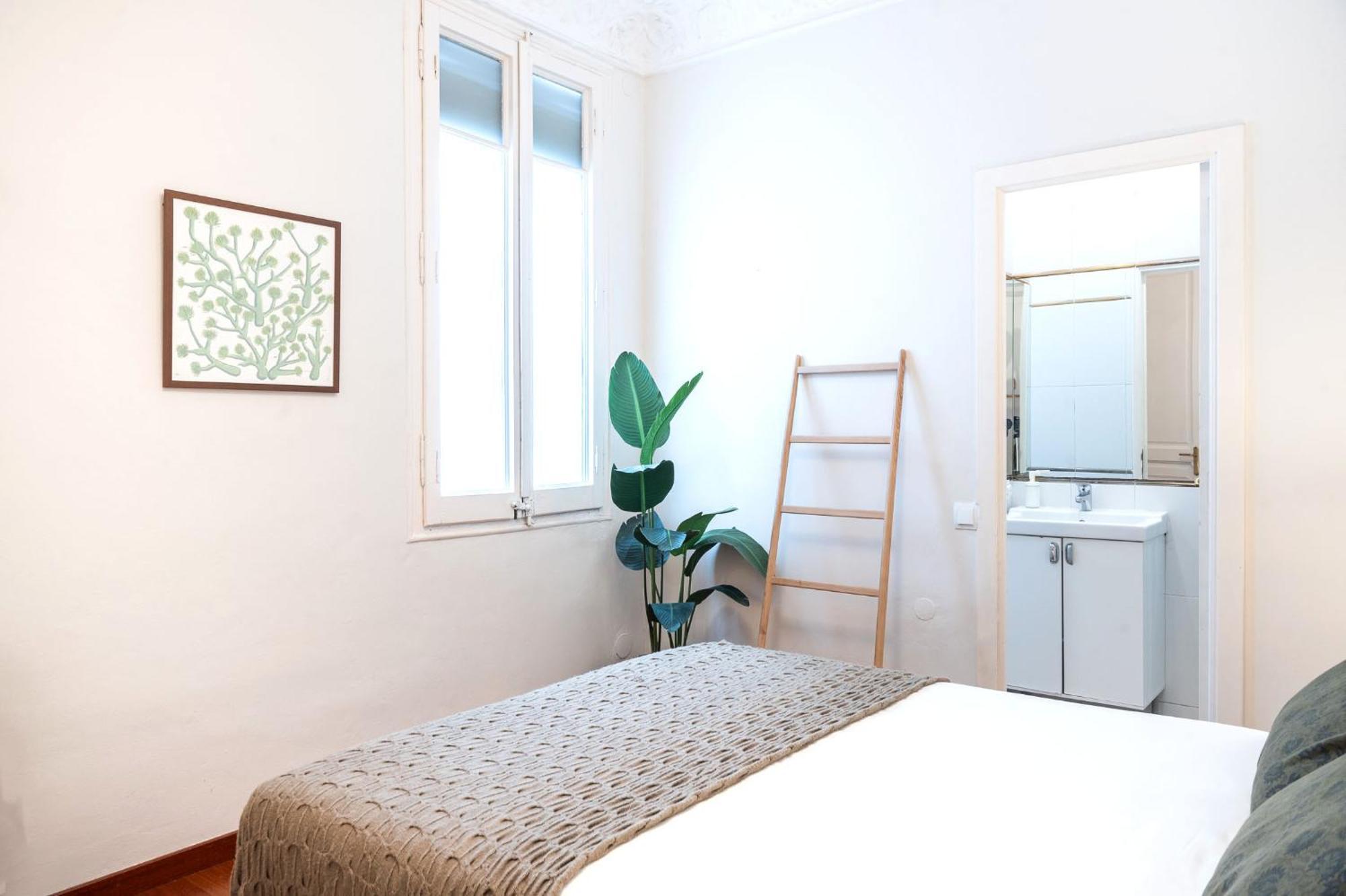 Modernist Apartment In The Best Location Барселона Экстерьер фото