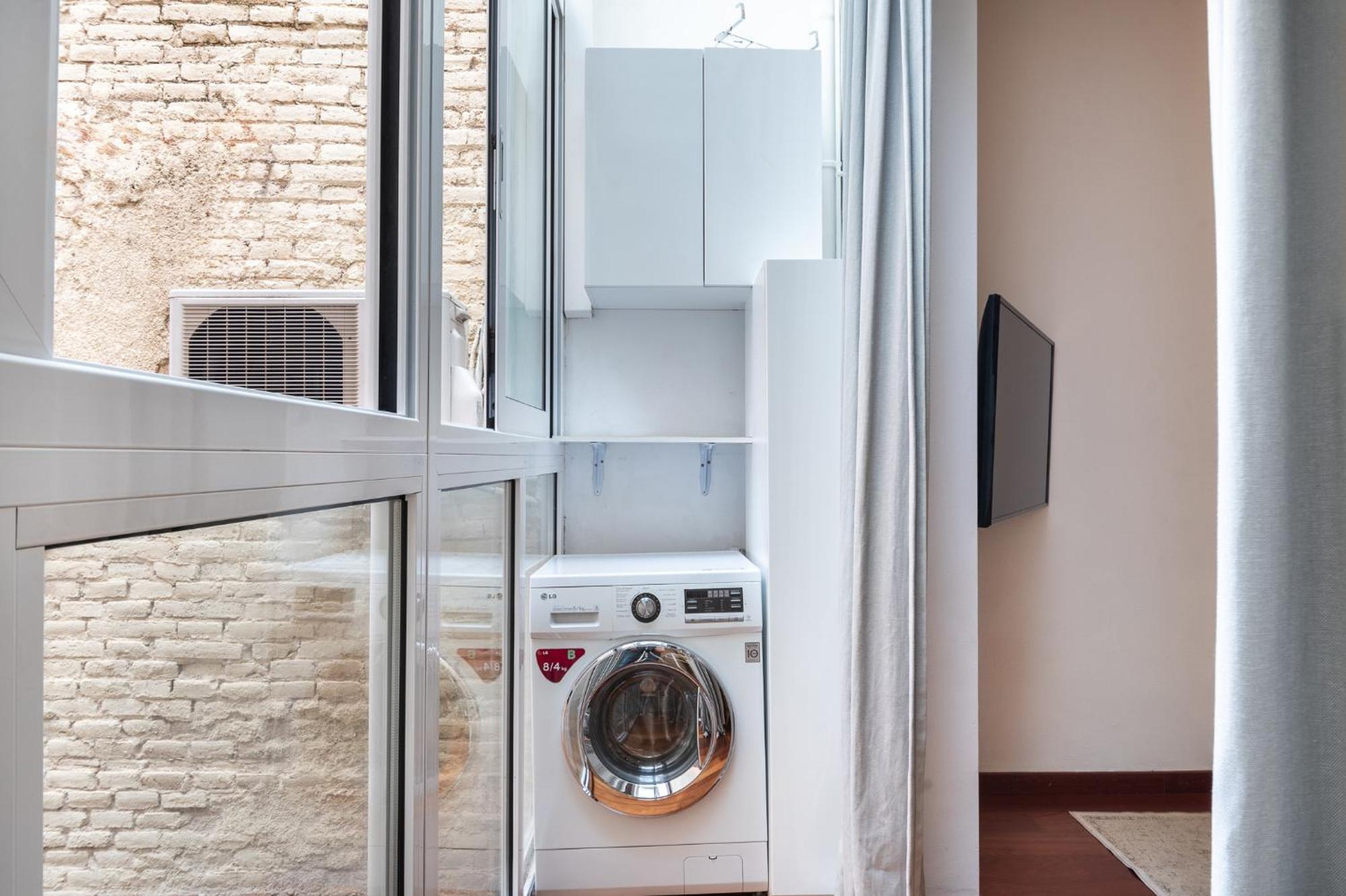 Modernist Apartment In The Best Location Барселона Экстерьер фото